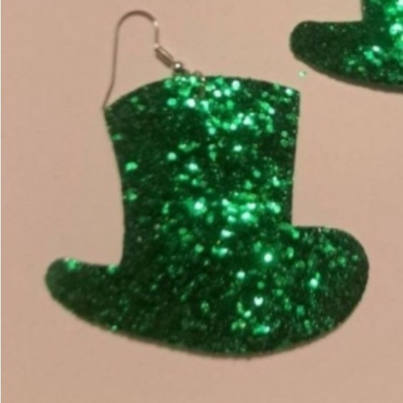 GREEN CLOVER SHAMROCK EARRINGS -ST PATRICKS DAY Earrings Shamrock bling lucky - Picture 2 of 8